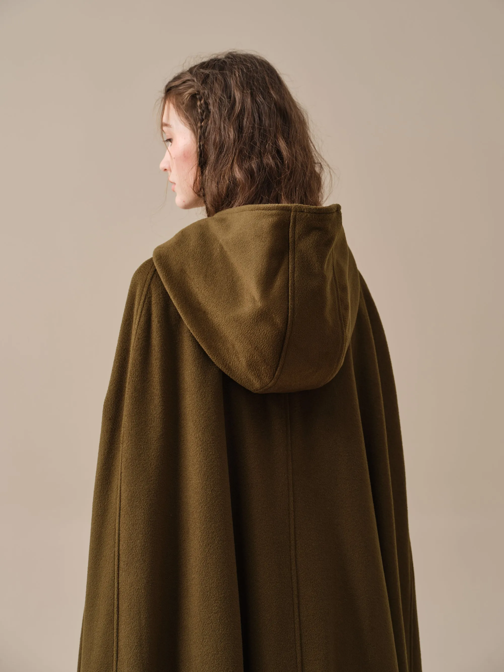 ARIEL 14 | HOODED WOOL CLOAK COAT