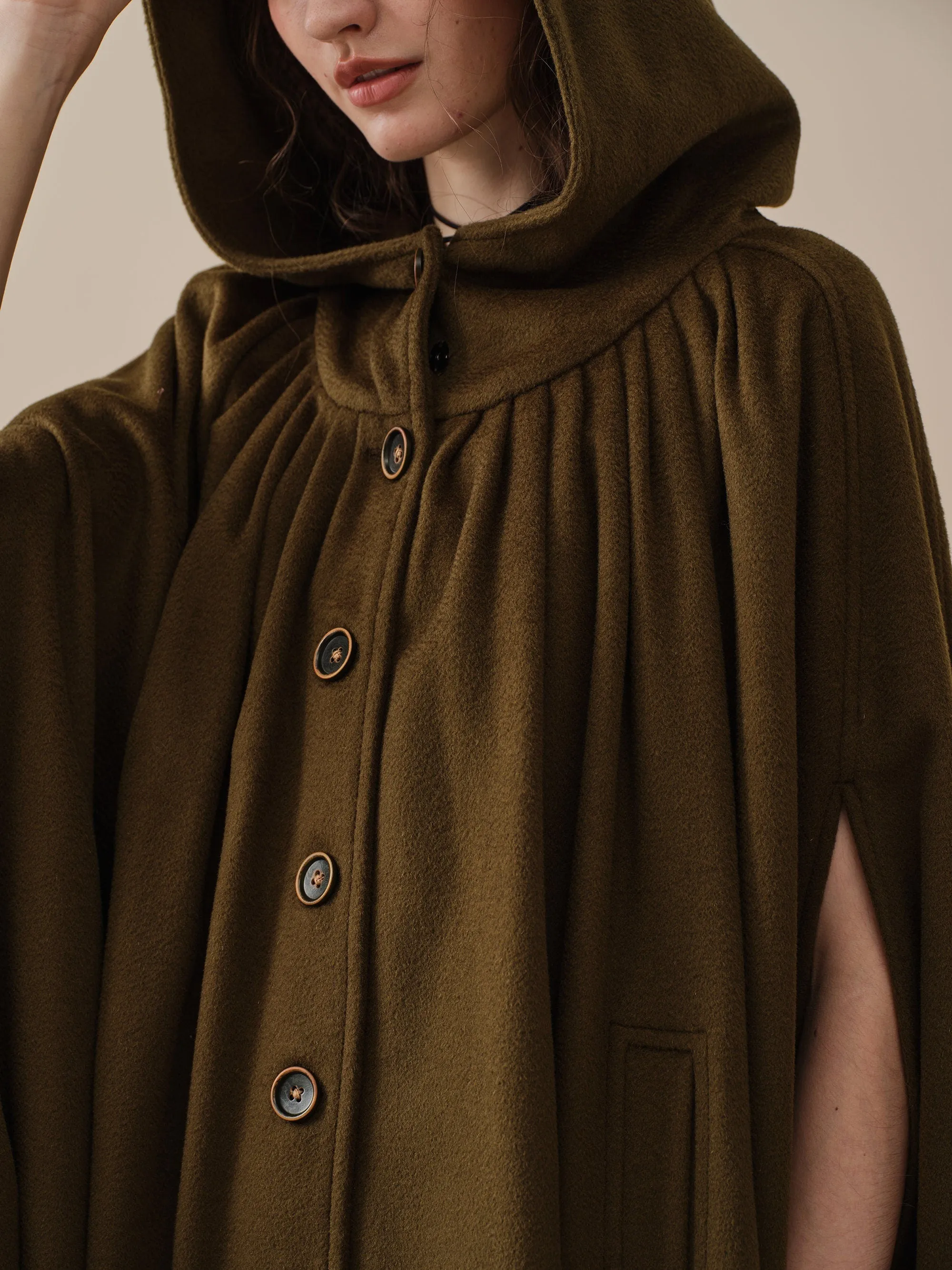 ARIEL 14 | HOODED WOOL CLOAK COAT