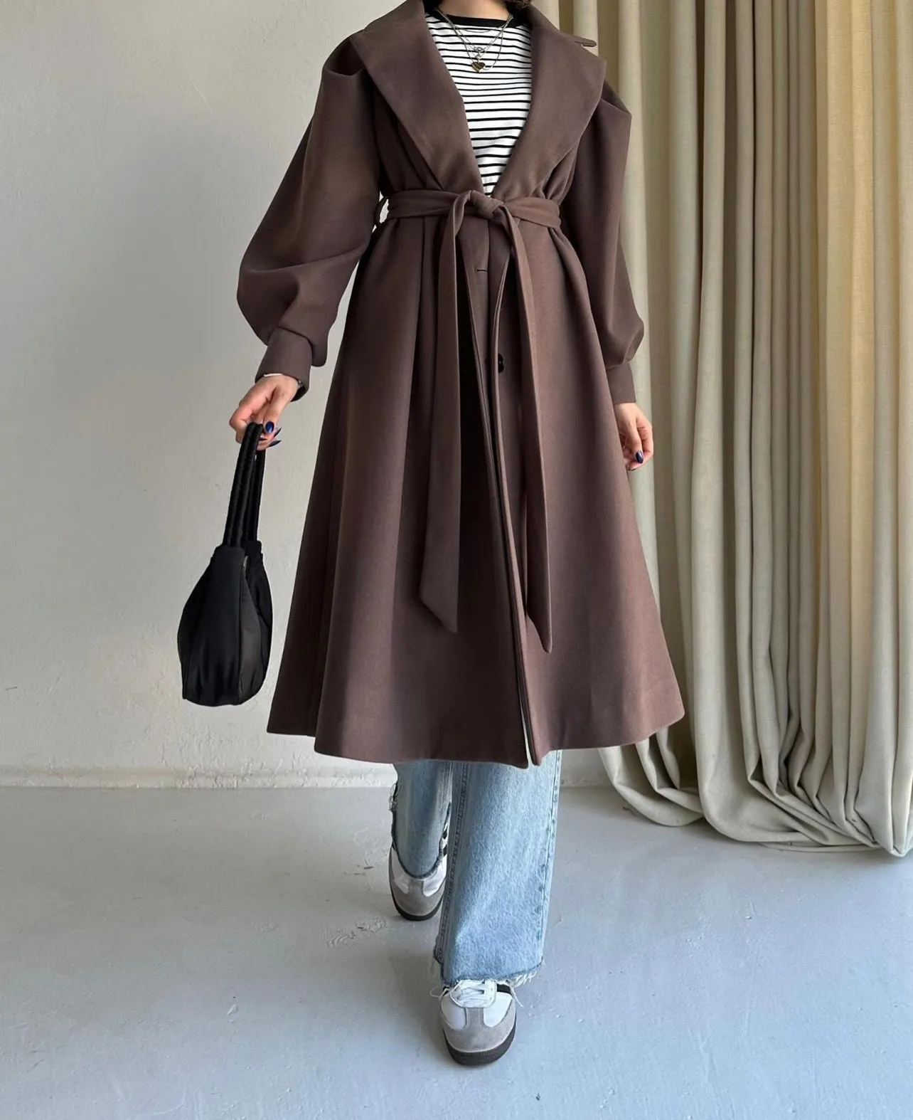 Gogh Elegant Coat || W23