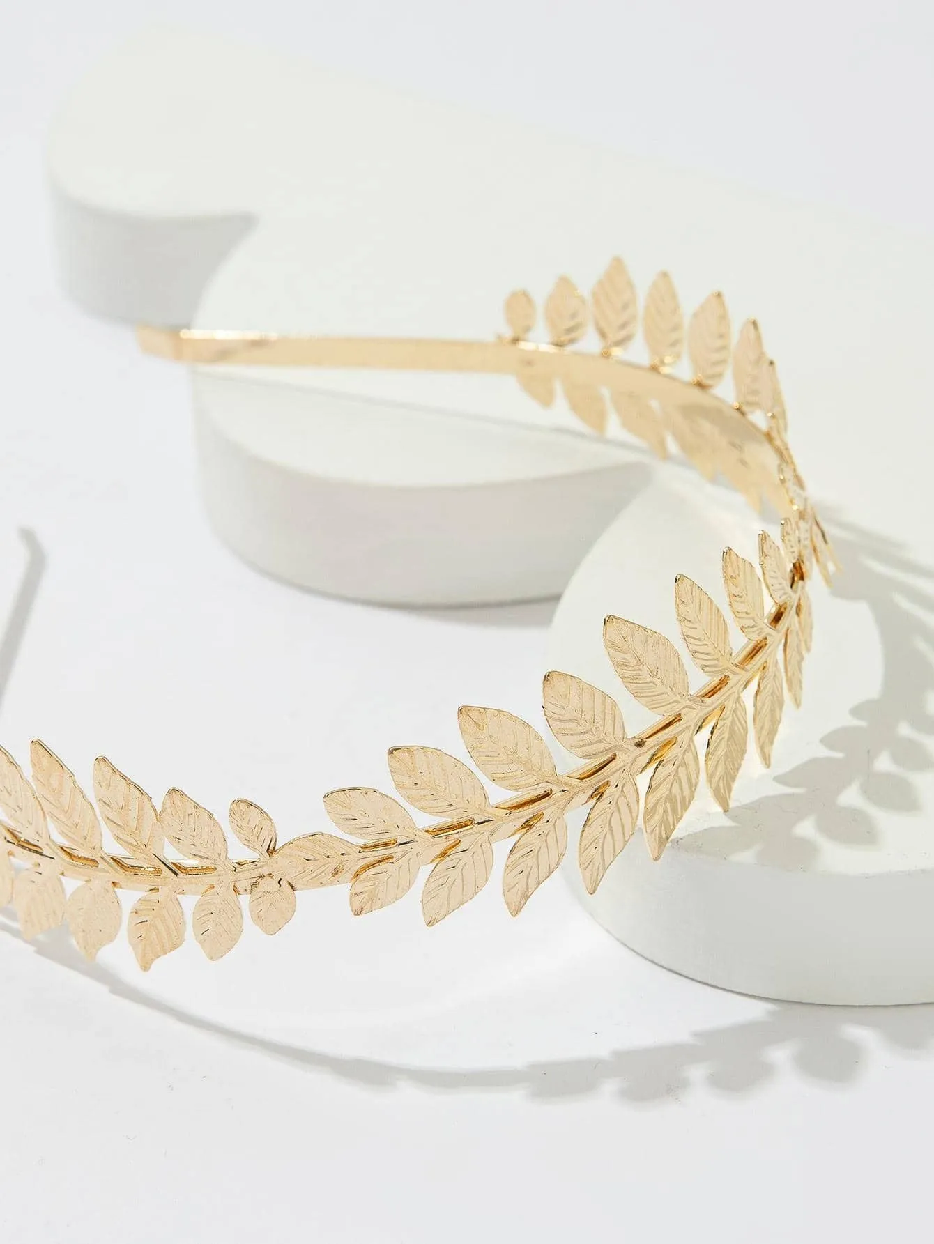 Reriti Fashionable Leaf Decor Headband - Gold